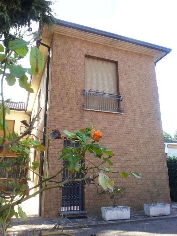 B&B Gloria Gallarate Ngoại thất bức ảnh