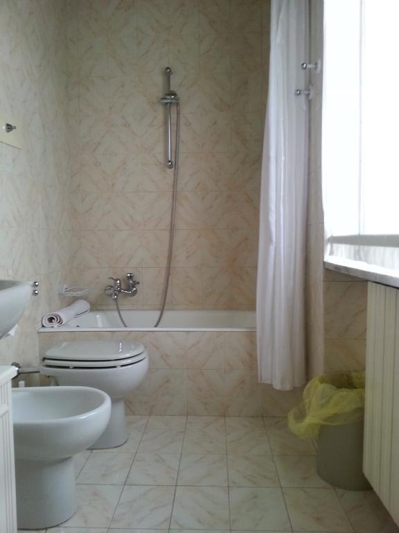 B&B Gloria Gallarate Phòng bức ảnh